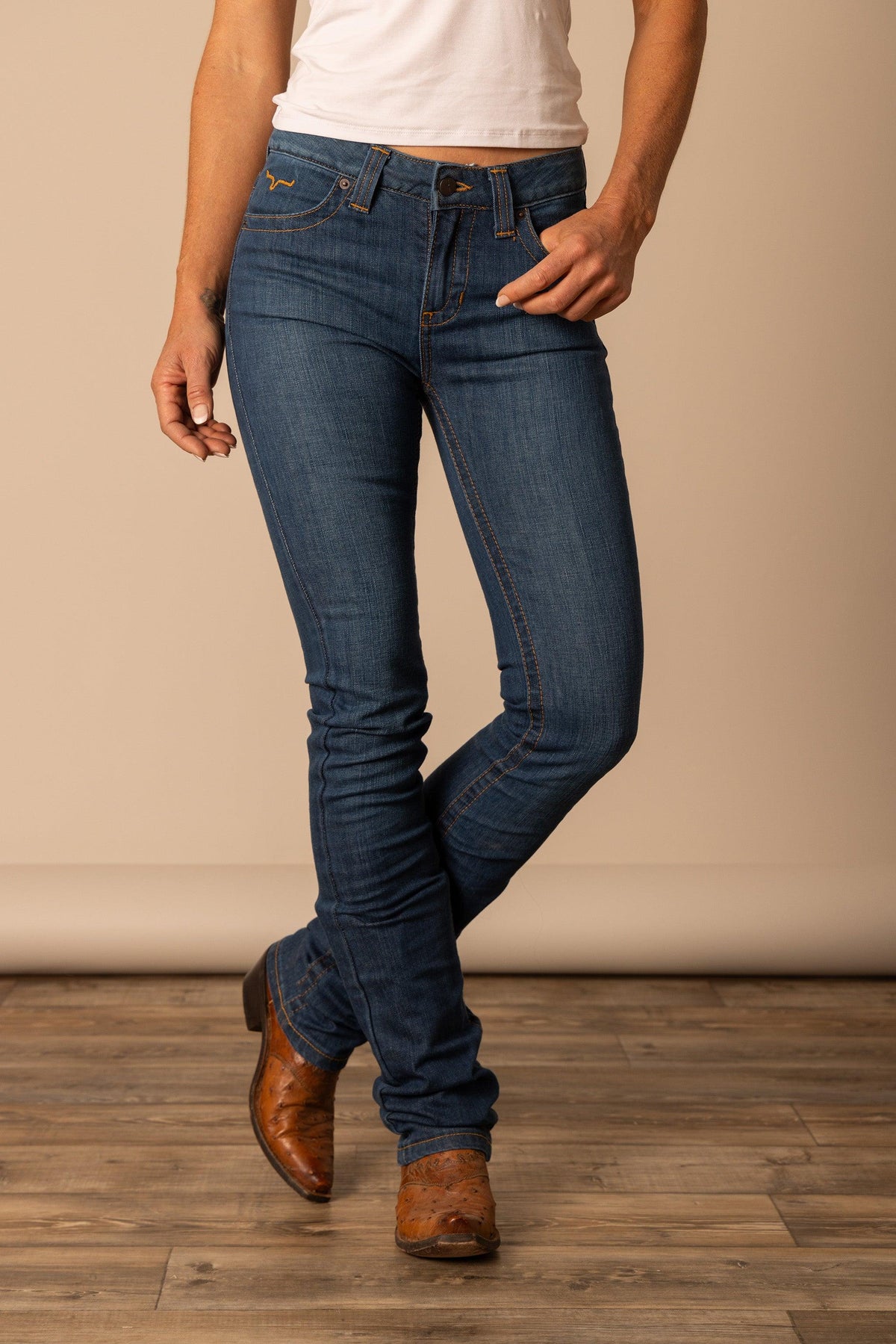 Kimes Ranch Betty17 jeans in Blue with a slim fit and contrast stitching