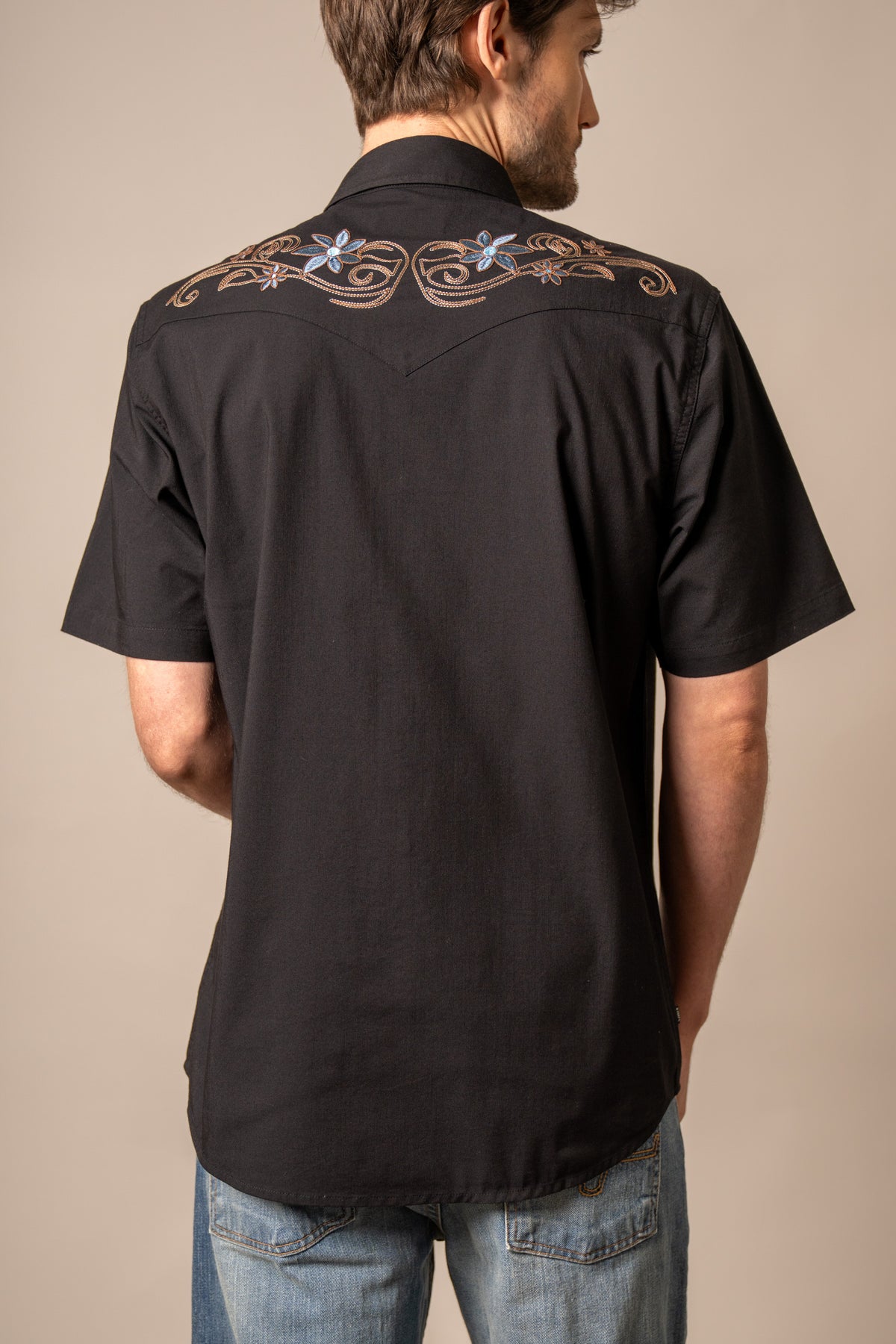 Kimes Ranch Leland, back view, Black dress shirt with embroidered floral yoke design
