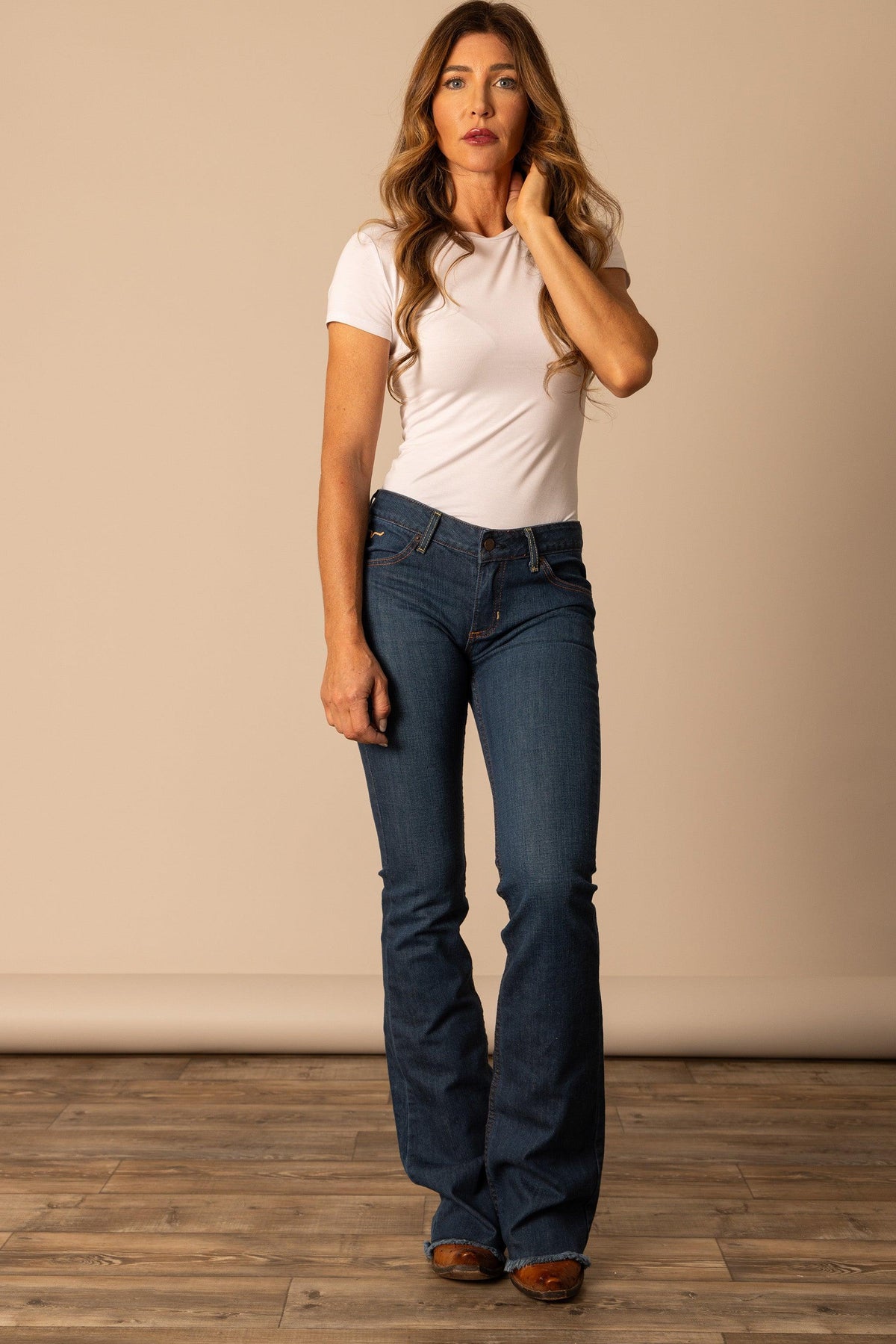 Kimes Ranch Lola jeans in dark blue with a Raw Hem and bootcut leg