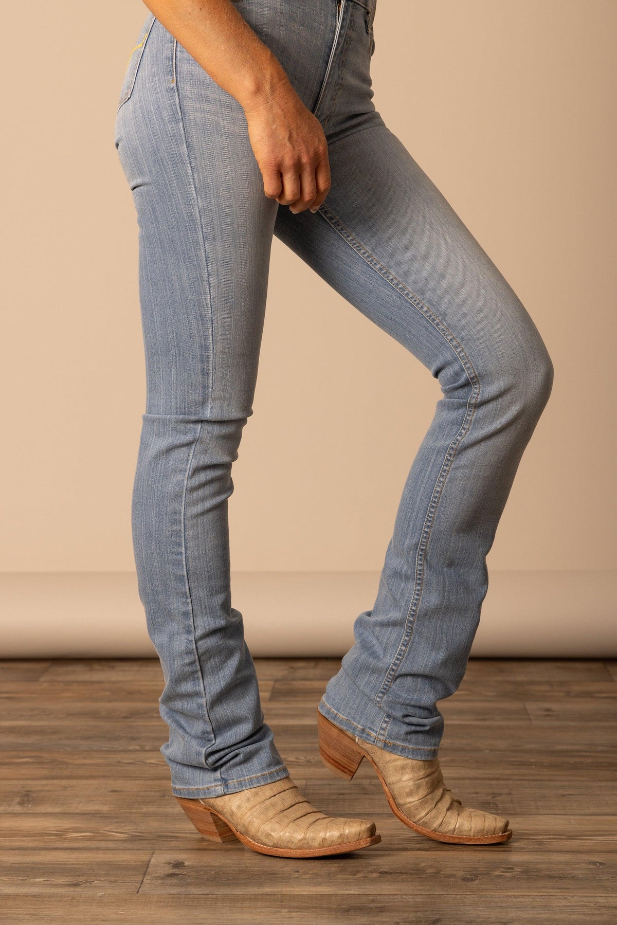 Kimes Ranch Sarah jeans in Light Wash, side view, with a slim fit and visible side seam stitching
