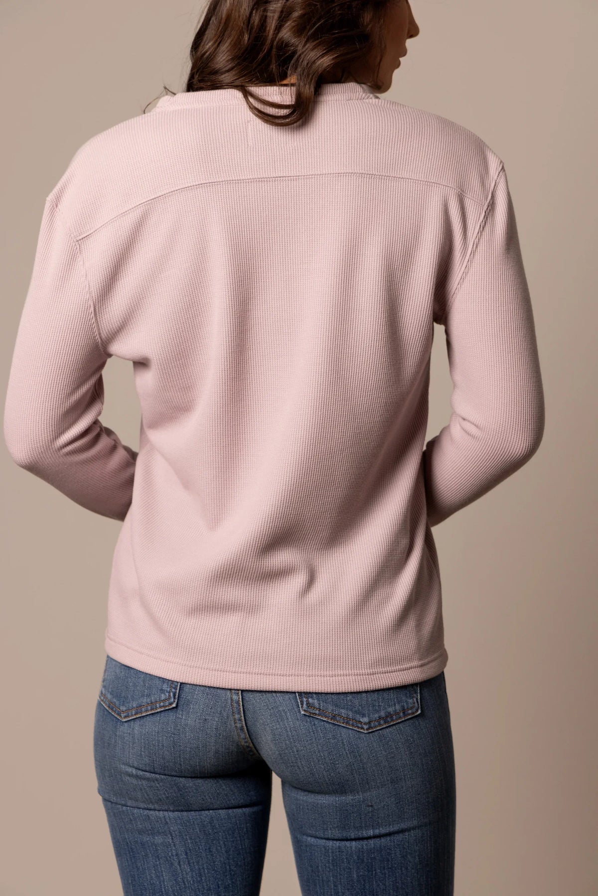 Kimes Ranch Wilma top in Pewter, back view, with a back yoke and long sleeves