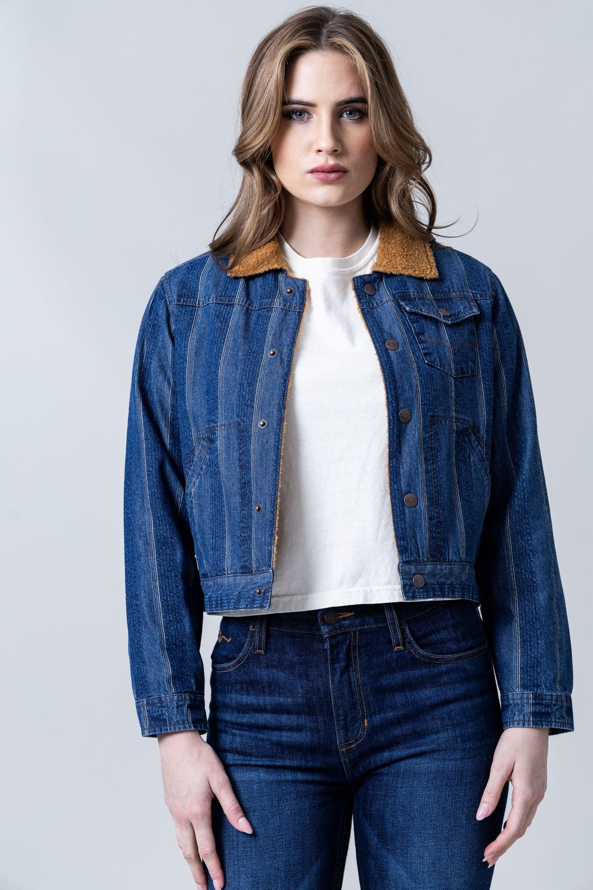 Kimes Ranch Vaquero Trucker jacket in Dark Indigo with sherpa collar and front pockets