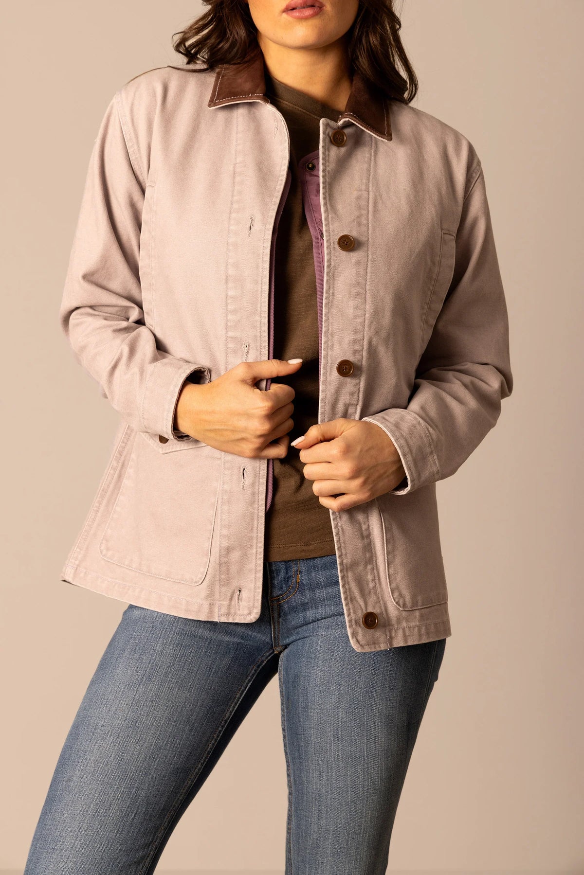 Kimes Ranch Blake Field Coat in Pewter with a brown collar and front pockets