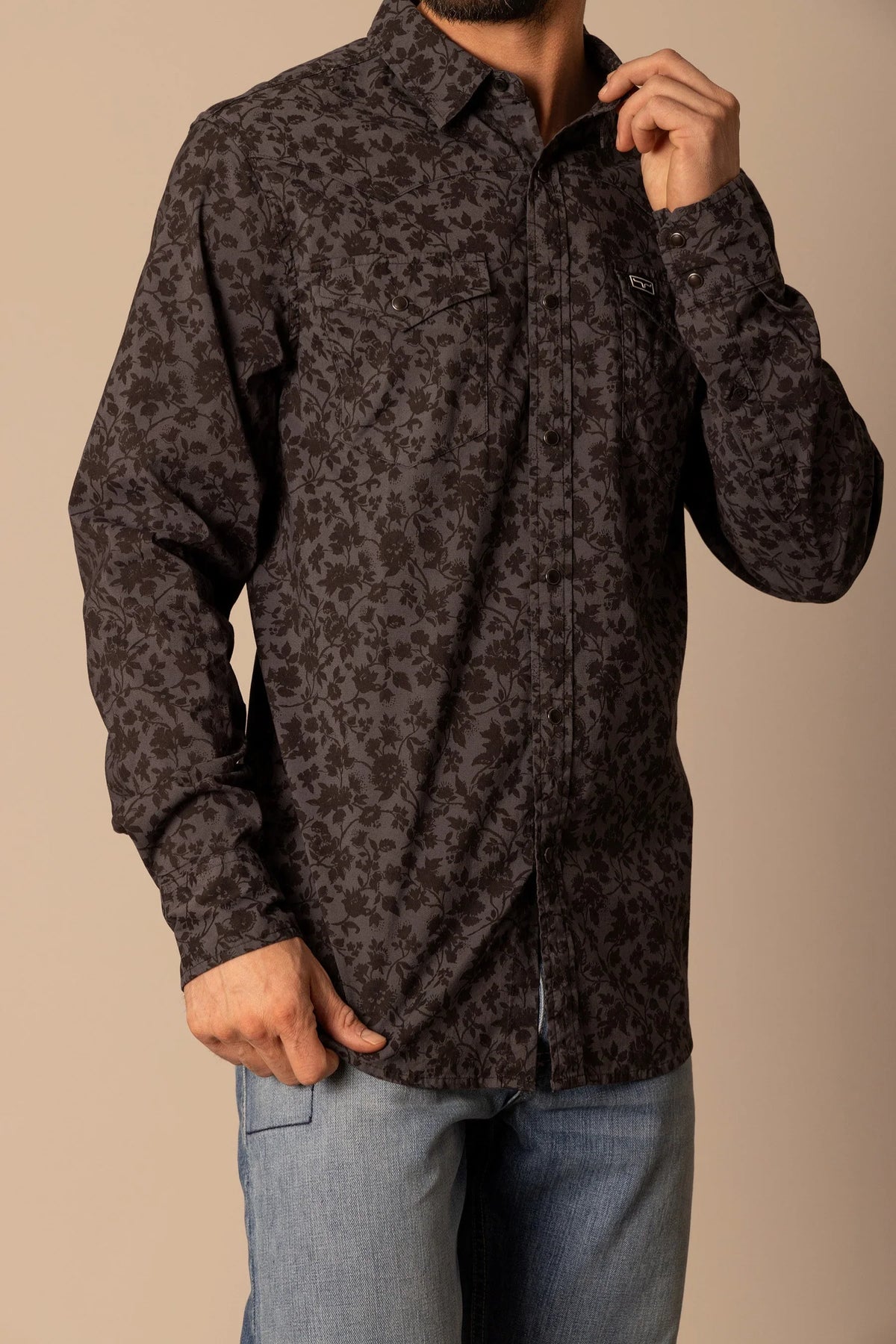 Kimes Ranch Show Vines dress shirt in Black with a floral print and chest pockets