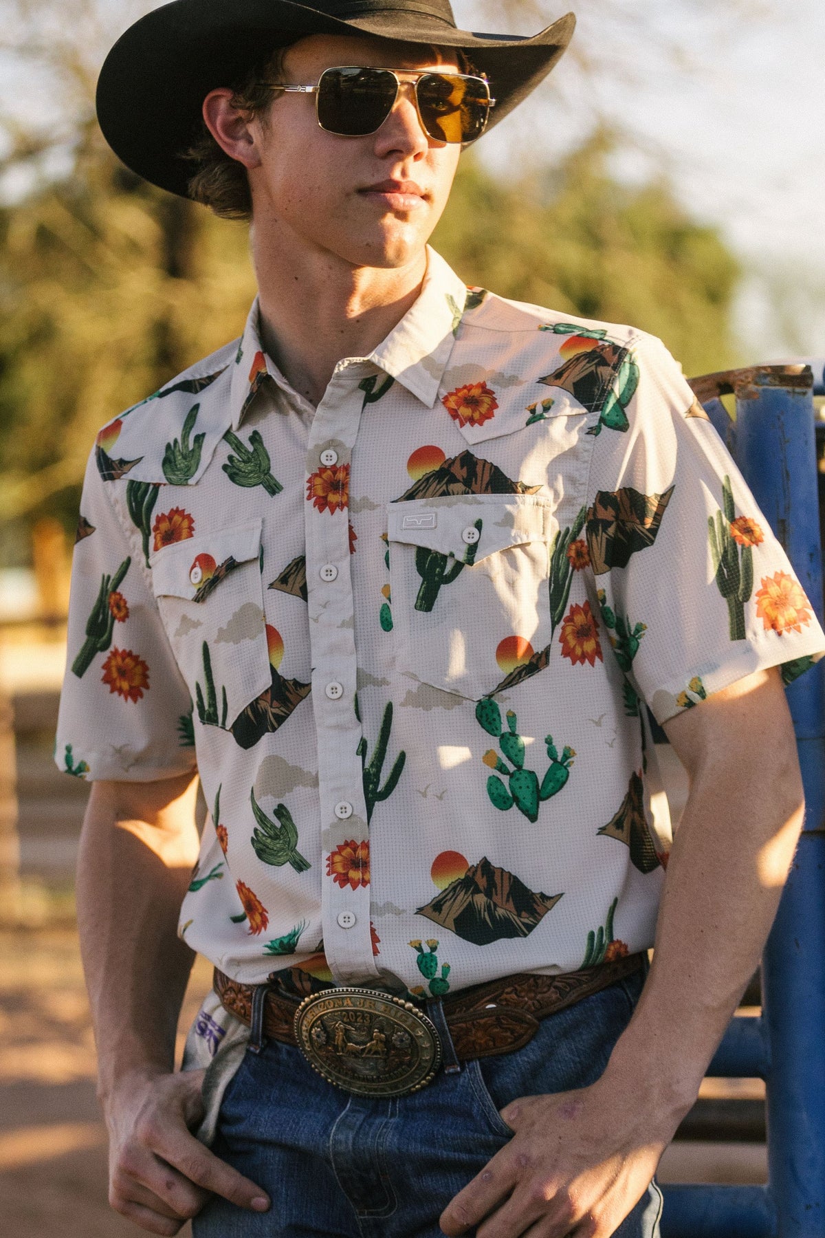 Kimes Ranch Berry dress shirt in Natural with a cactus and mountain print and two chest pockets