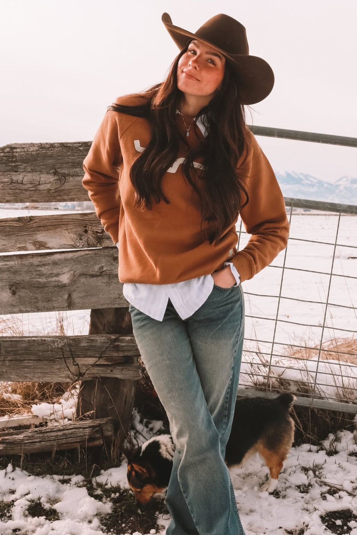 Kimes Ranch Mia jeans in blue with a relaxed fit and straight leg